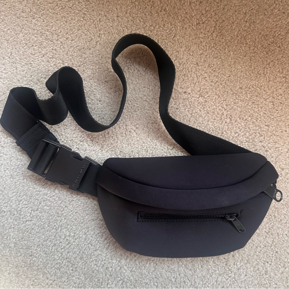 Dagne Dover Ace belt bag in black!